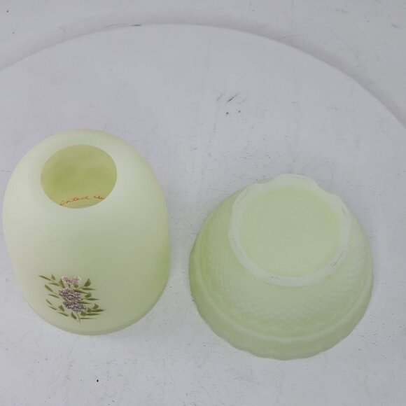 Vintage Fenton Custard Glass Fairy Lamp Hand Painted Floral Design GLOWS! - Picture 10 of 11